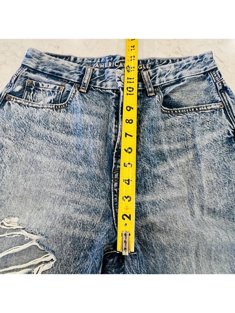 American Eagle AE Curvy Mom Jeans Distressed High Wasted Looose Straight Leg 6R - Picture 5 of 8